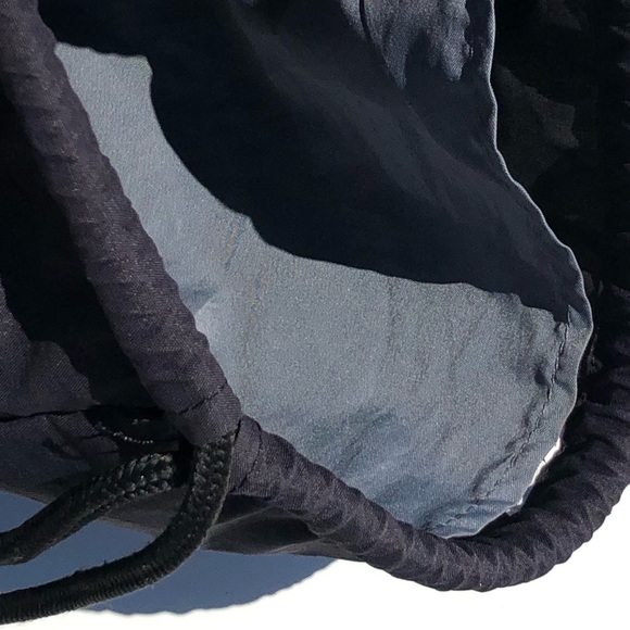 Nike Sackpack Backpack Drawstring Gym Bag With Heavily Reinforced Bottom - Picture 14 of 14